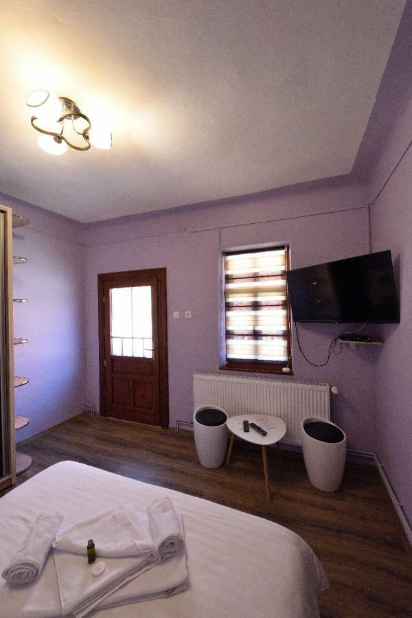 فندق Casa Optim Călimăneşti المظهر الخارجي الصورة